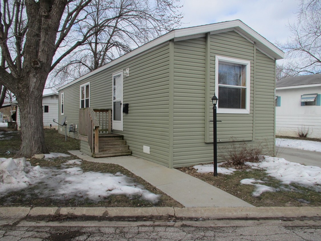 Foto principal - 1104 Candlewood Rd