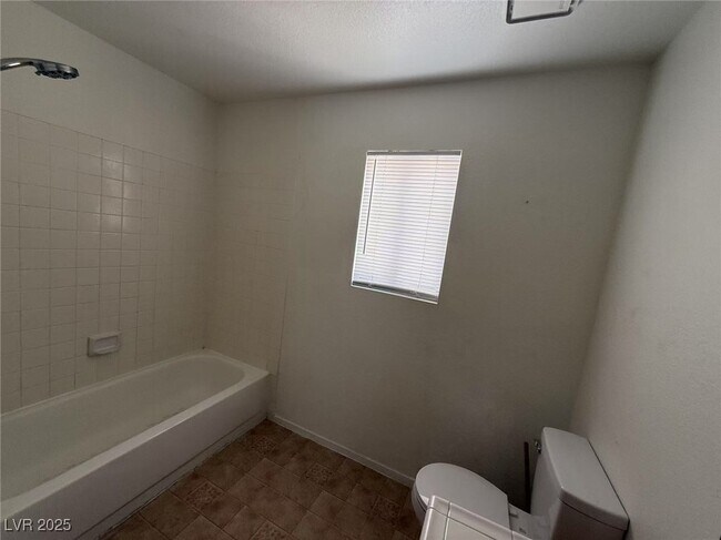 Foto del edificio - 7713 Snow Shoe Way