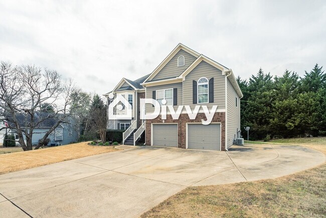 Building Photo - 83 Cohran Lake Ct