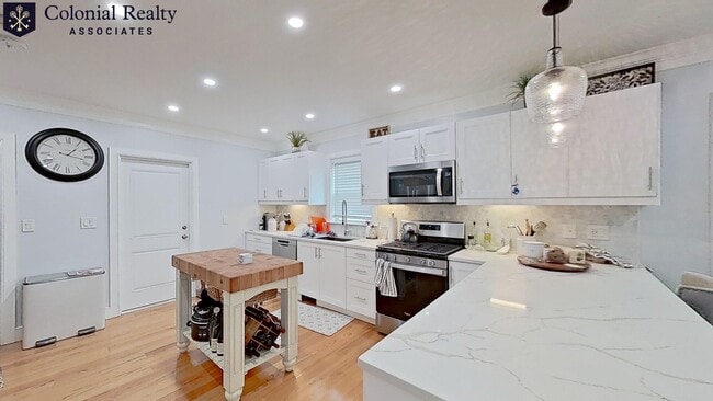 Photo - 32 Woodrow Ave Apartment