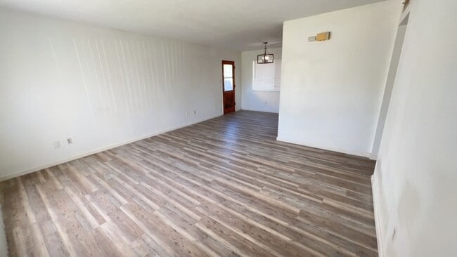 Building Photo - 3 Bedroom Home in Anderson