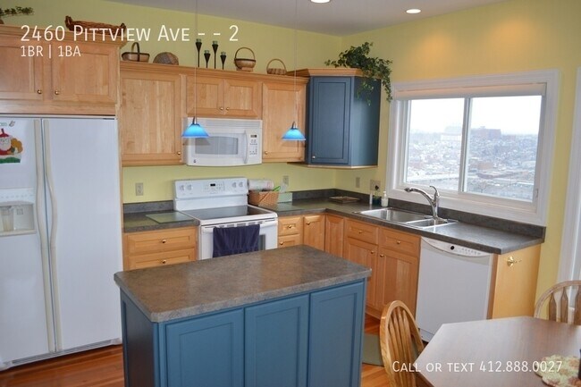 Foto del edificio - 2460 Pittview Ave