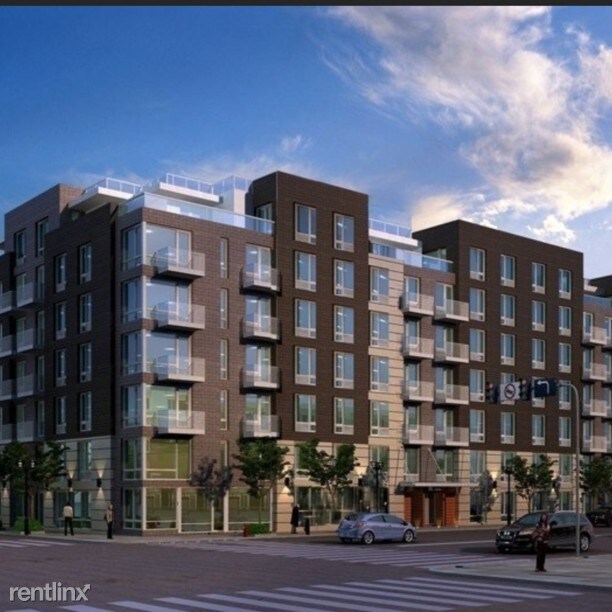 Building Photo - 205 N 9th St