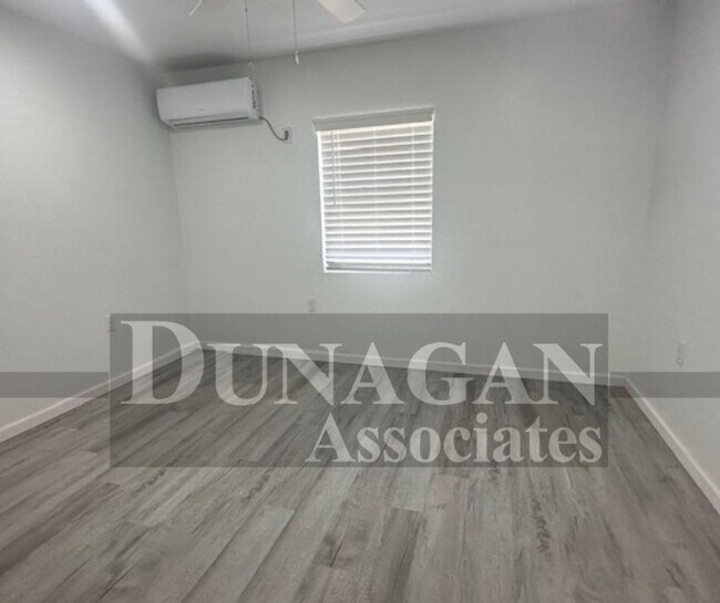 Foto del edificio - 602 Irvin St