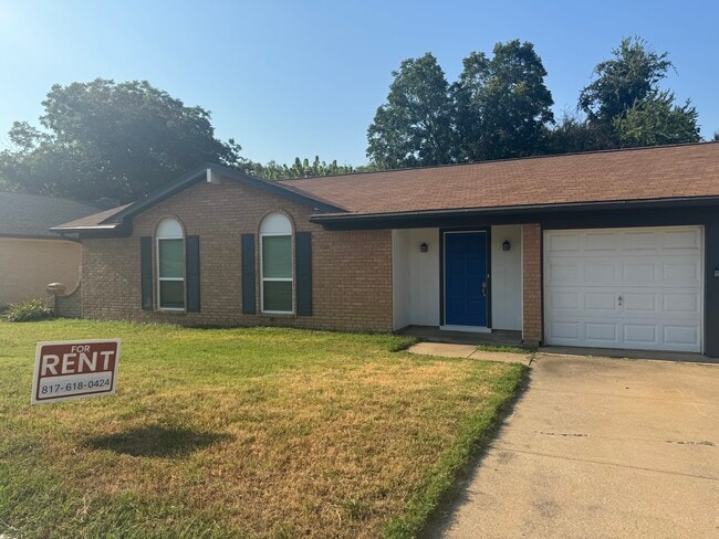 Building Photo - 1720 Richmond Dr