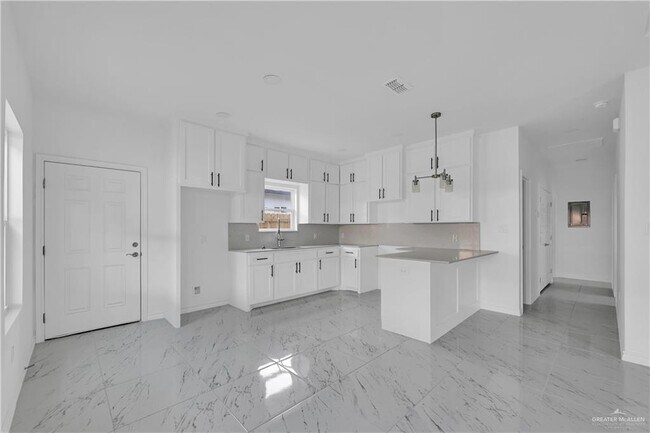 Foto del edificio - 11403 N 24th St