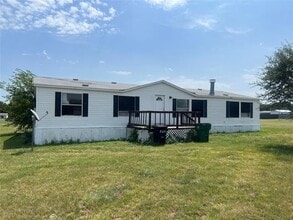 Building Photo - 120 Pine Ridge Cir