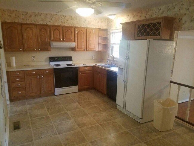 Foto del edificio - 3BR/1BA