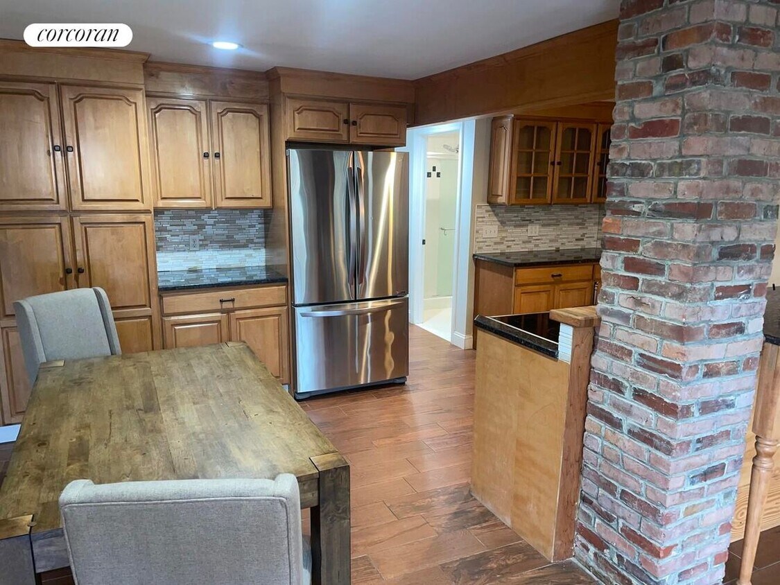 Foto principal - 332 Locust St