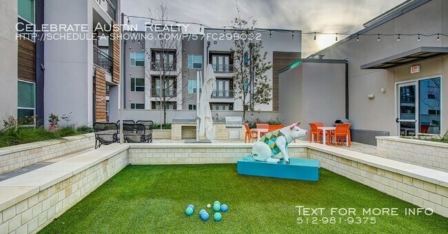 Building Photo - Westerly 360