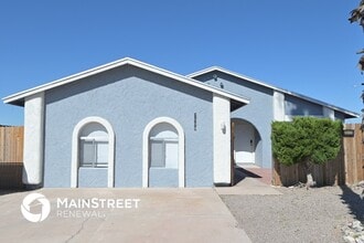 Building Photo - 2600 S Pace E Dr