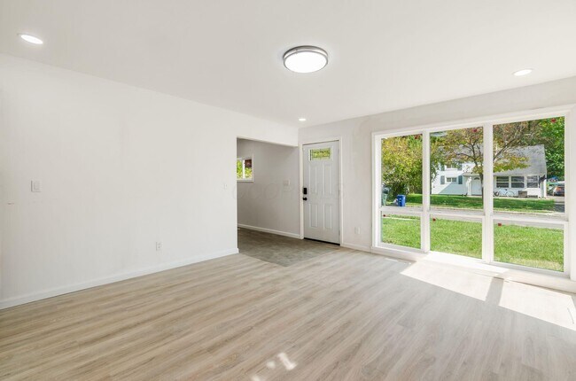 Foto del edificio - 2263 Dawnlight Ave