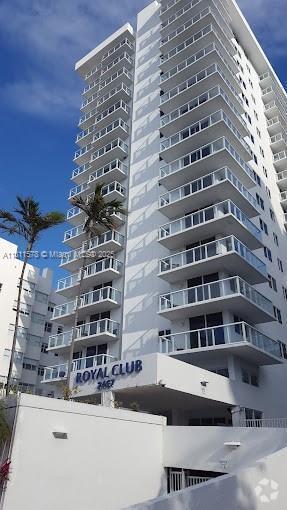 Building Photo - 2457 Collins Ave