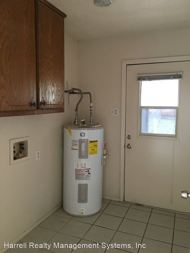 Foto del edificio - 3 br, 2 bath House - 509 E. Karles