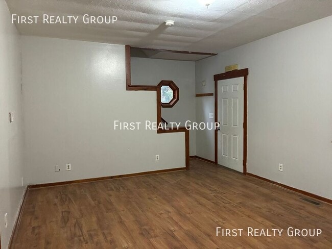 Photo - 400 Sheridan Ave House