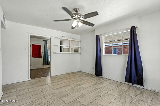 Foto del edificio - 5312 Capistrano Dr