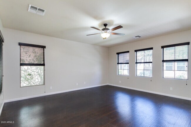 Foto del edificio - 3481 S Bluejay Dr