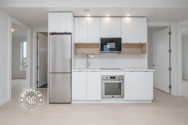 Foto del edificio - 280 Meeker Ave