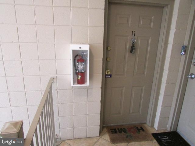 Foto del edificio - 6310 Hil-Mar Dr