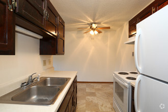 Central Village Apartments Photo