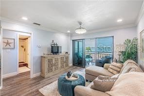 Building Photo - 6051 Sun Blvd