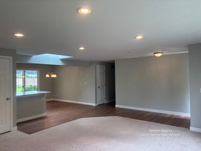 Foto del edificio - 1529-1513 13 Ave NW
