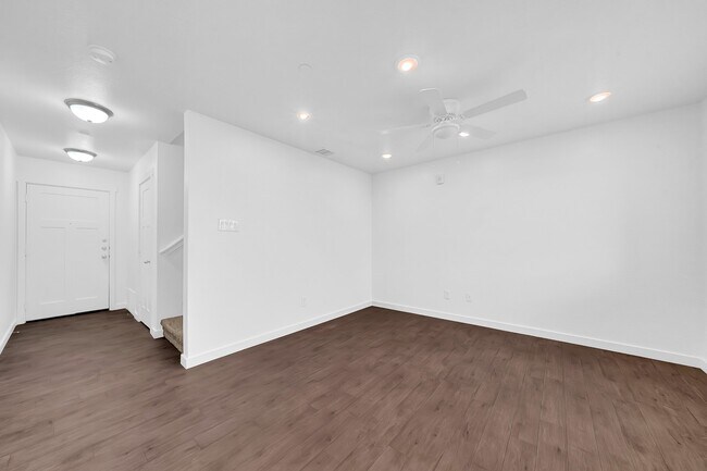 Foto del edificio - 21155 Gosling Rd