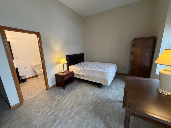 Foto del edificio - 542 Benson Ave SW