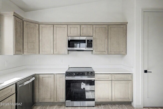 Foto del edificio - 827 E 33rd St