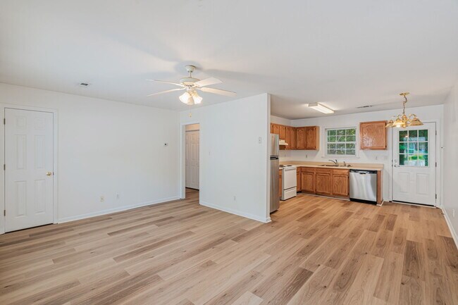 Foto del edificio - 3516 Acorn Woods Way,