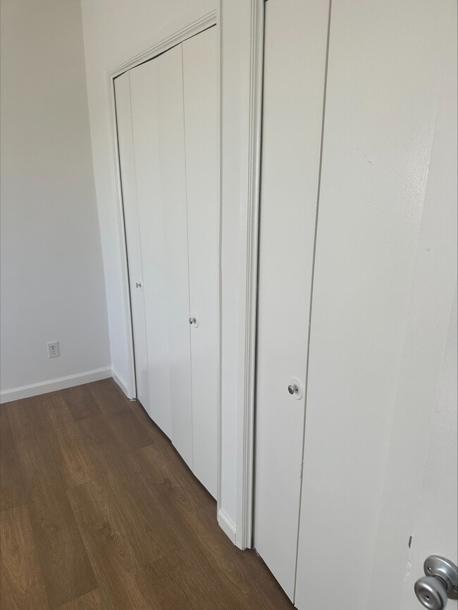 Building Photo - 3435 Jasmine Ave