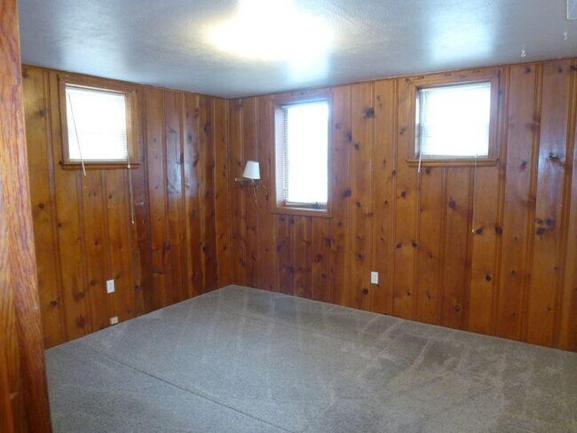 Building Photo - 1 bedroom in Billings MT 59102