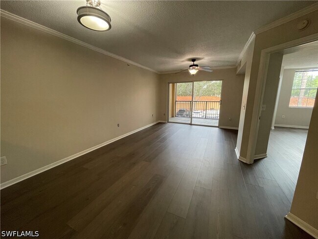 Foto del edificio - 8617 River Homes Lane