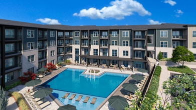 Building Photo - Birch House