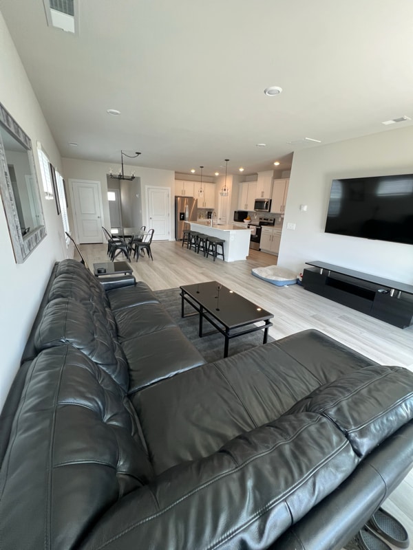 Building Photo - 4256 Skyridge Dr
