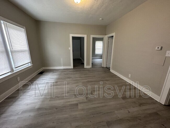 Foto del edificio - 202 N 36th St