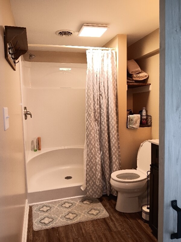 Foto del edificio - 5824 Pine Lake Dr