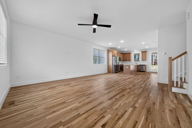 Building Photo - 3807 Burt Dr