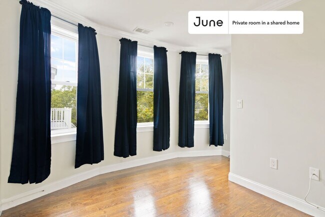 Foto del edificio - Room in Shared 5 bed/1.5 bath home in Brighton