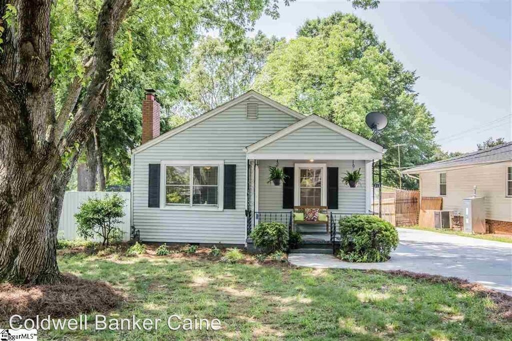 Primary Photo - 2 br, 1 bath House - 313 Willow Springs Drive