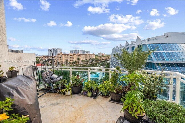 Foto del edificio - 3000 NE 188th St