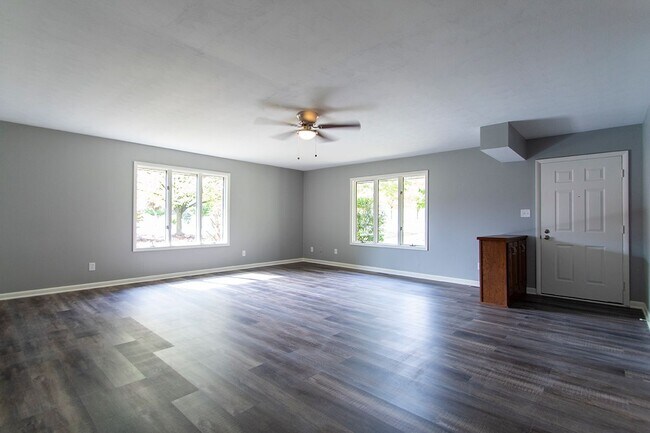 Foto del edificio - 970 N Huntington St