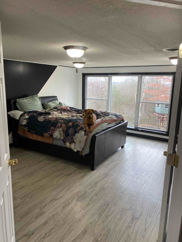 Foto del edificio - 604 Crowley Rd