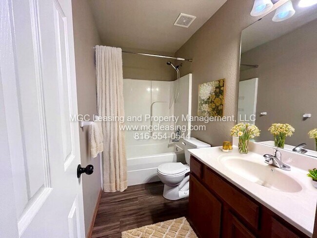 Foto del edificio - 123 SW Rock Garden Ln