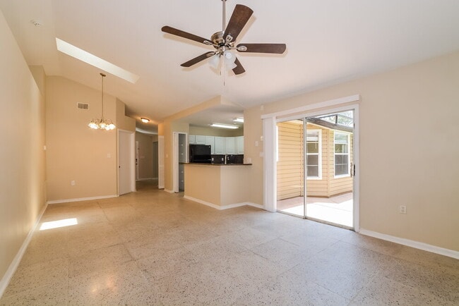 Building Photo - 5010 Lighterwood Ct