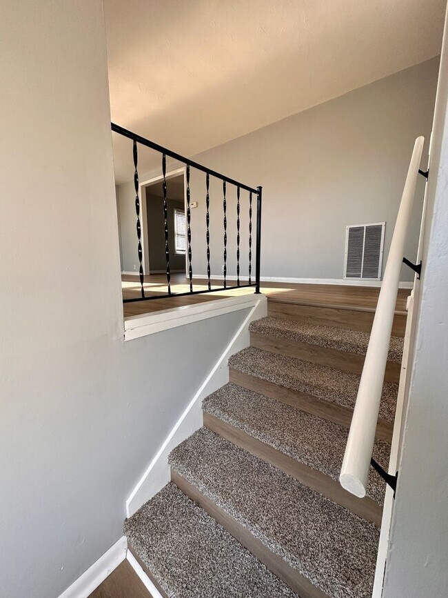 Foto del edificio - 6320-6322 N Fruitridge St