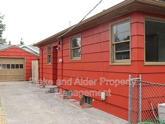 Foto del edificio - 6410 NE 33rd Ave