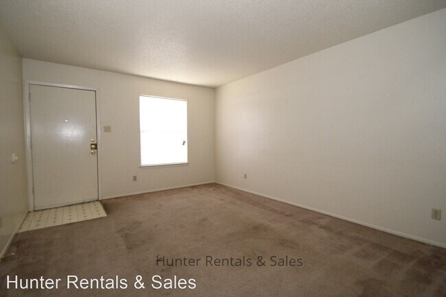 Foto del edificio - 1604 Cedarhill Dr