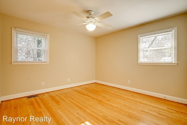 Building Photo - 3 br, 2 bath House - 5101 Wickham Road