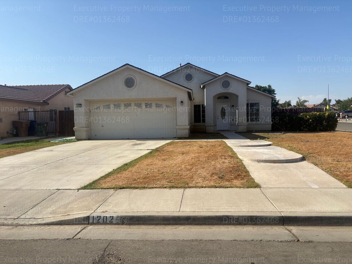 Primary Photo - Corner lot 4-bedroom, 2-bathroom home